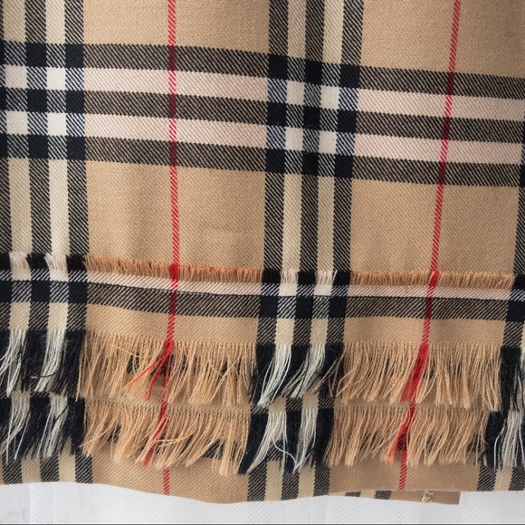 Vintage Plaid Skirt Size Large Fringe Detail at Bottom - Picture 5 of 11